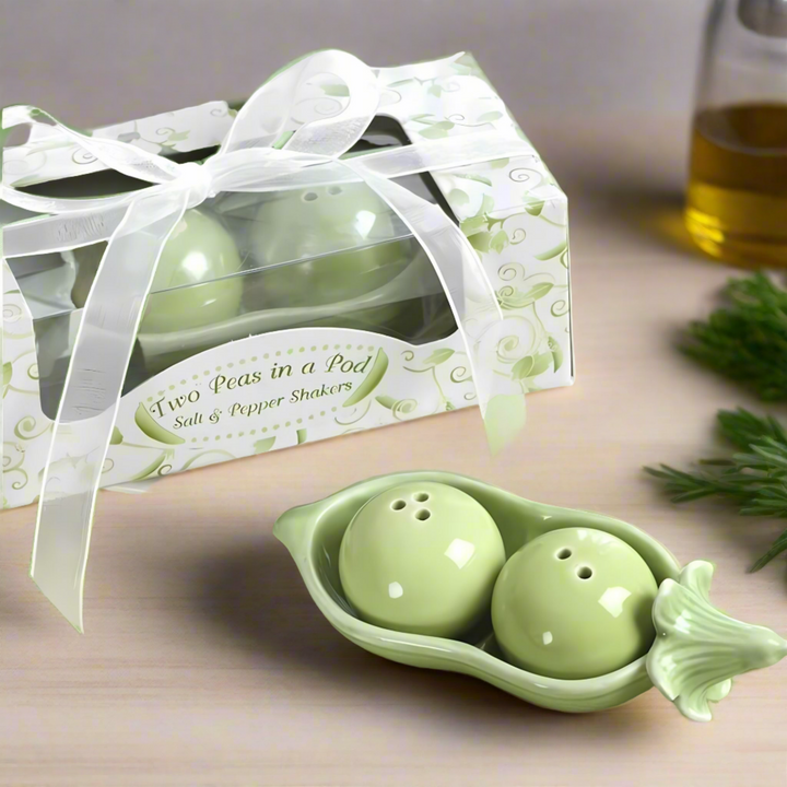 Peas In a Pod Salt And Pepper Shaker