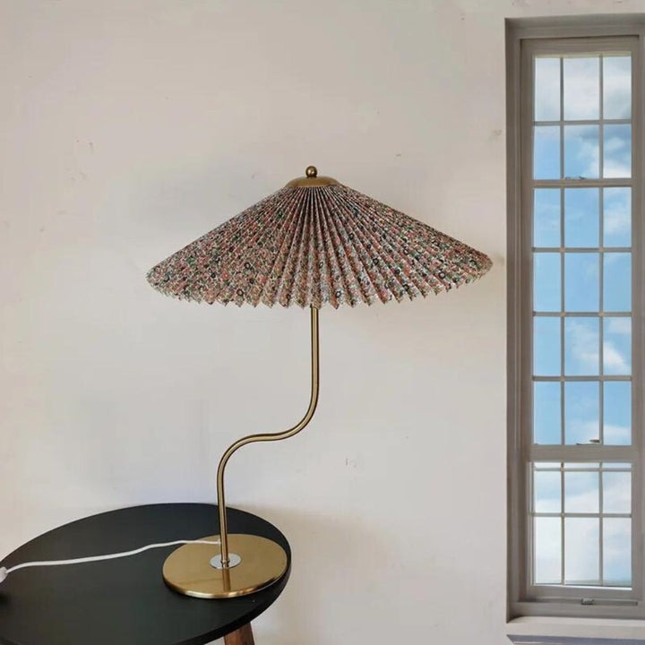 Gold Squiggle Lamp With Pleated Shade - Yililo