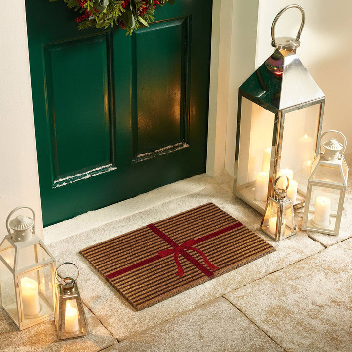 Red Bow Present Coir Doormat 40x60