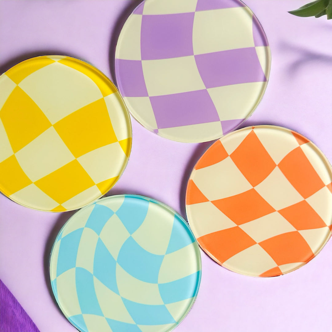 90s Wavy Check Light Colourful 4 Piece Glass Coaster Set - Yililo