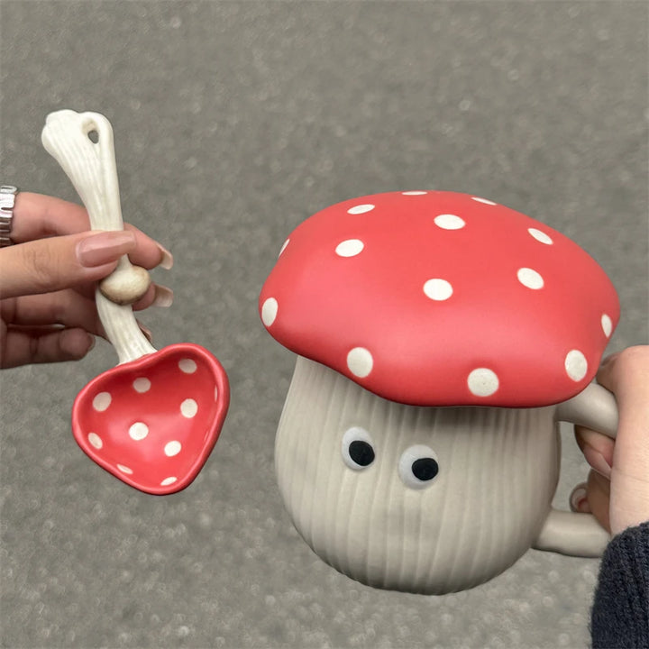 Mushroom Shaped Mug With Red Lid And Spoon - Yililo