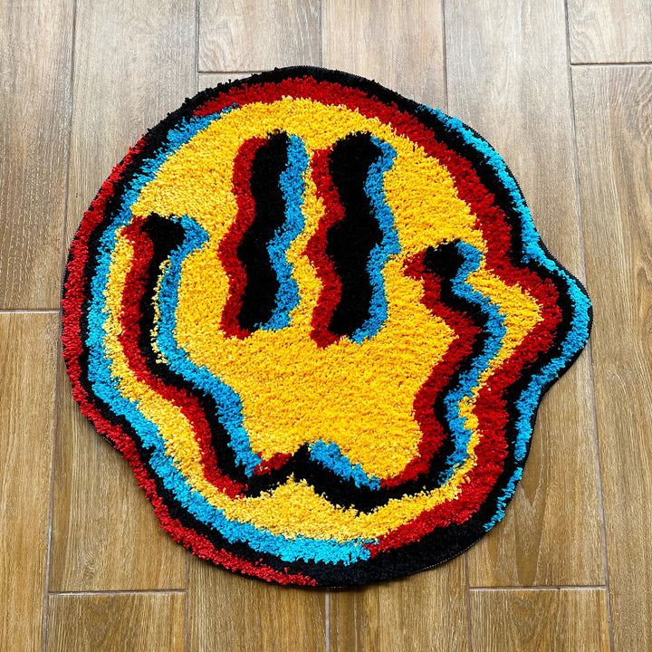 Trippy Smiley Face Small Rug - Yililo