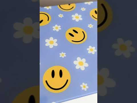 Blaues Smiley-Blumen-Schneidebrett aus Glas