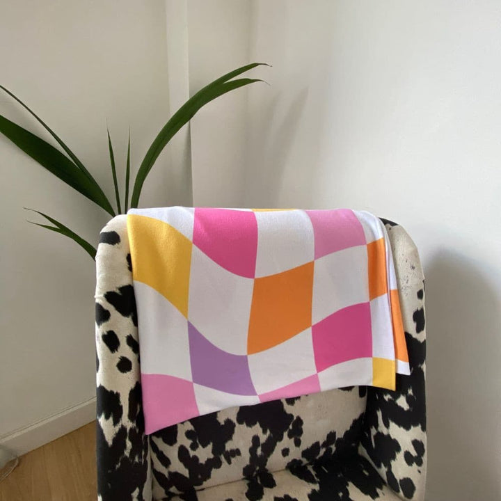 90s Colour Check Lightweight Throw Blanket - Yililo