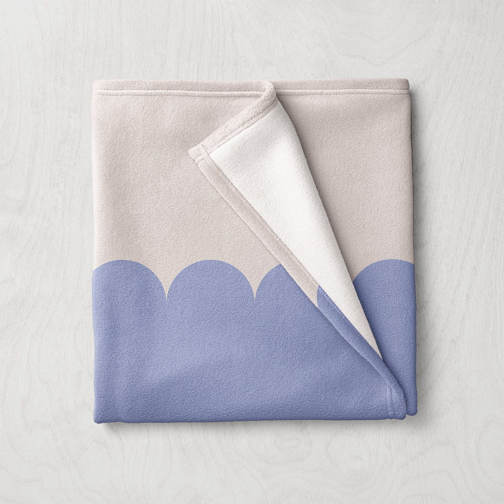 Blue Horizontal Scallop Blanket - Yililo