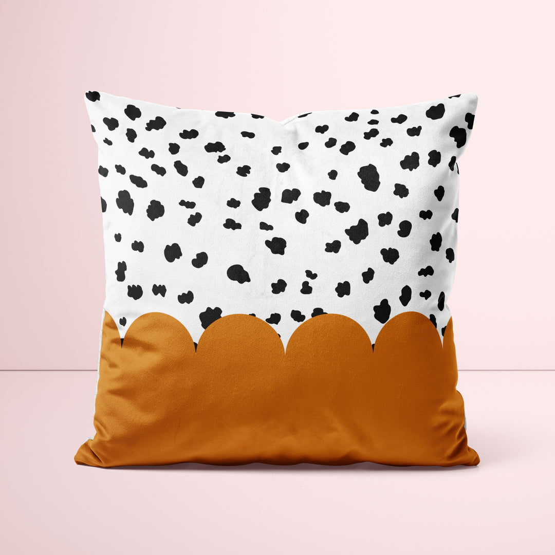 Brown Spotted Scallop Cushion Sofa Pillow - Yililo