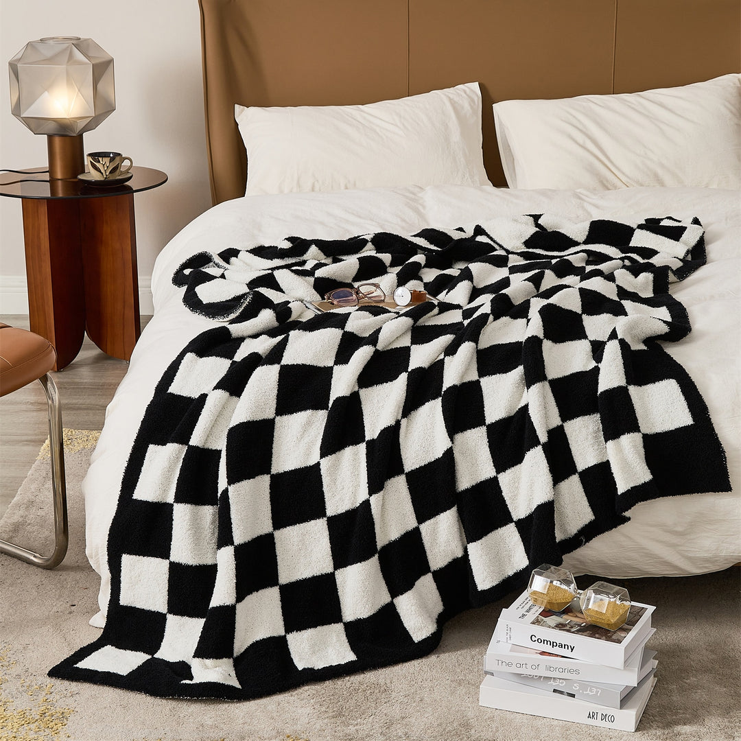 Fluffy Checker Blanket Throw - Yililo