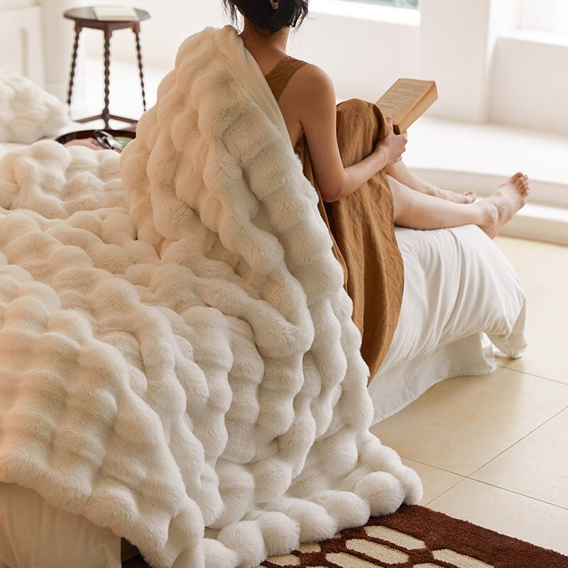 Tuscan Style Luxury Faux Fur Blanket