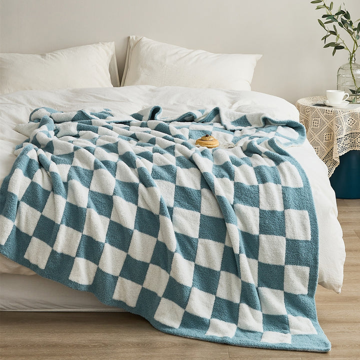 Fluffy Checker Blanket Throw - Yililo