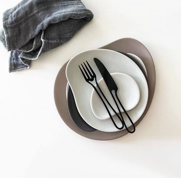 Nordic Style Flat Black Cutlery Set of 4 - Yililo